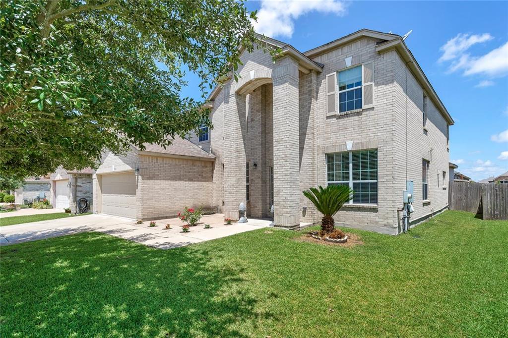 908 Yellowstone Dr - Photo 1