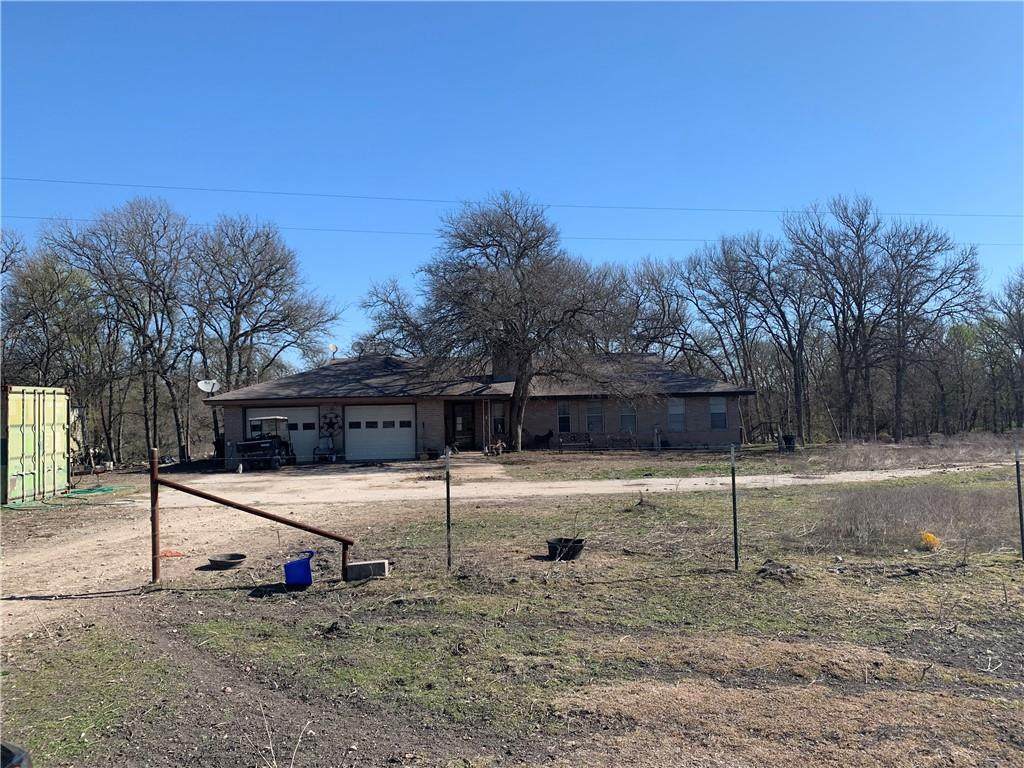 635 Lone Star Dr - Photo 1