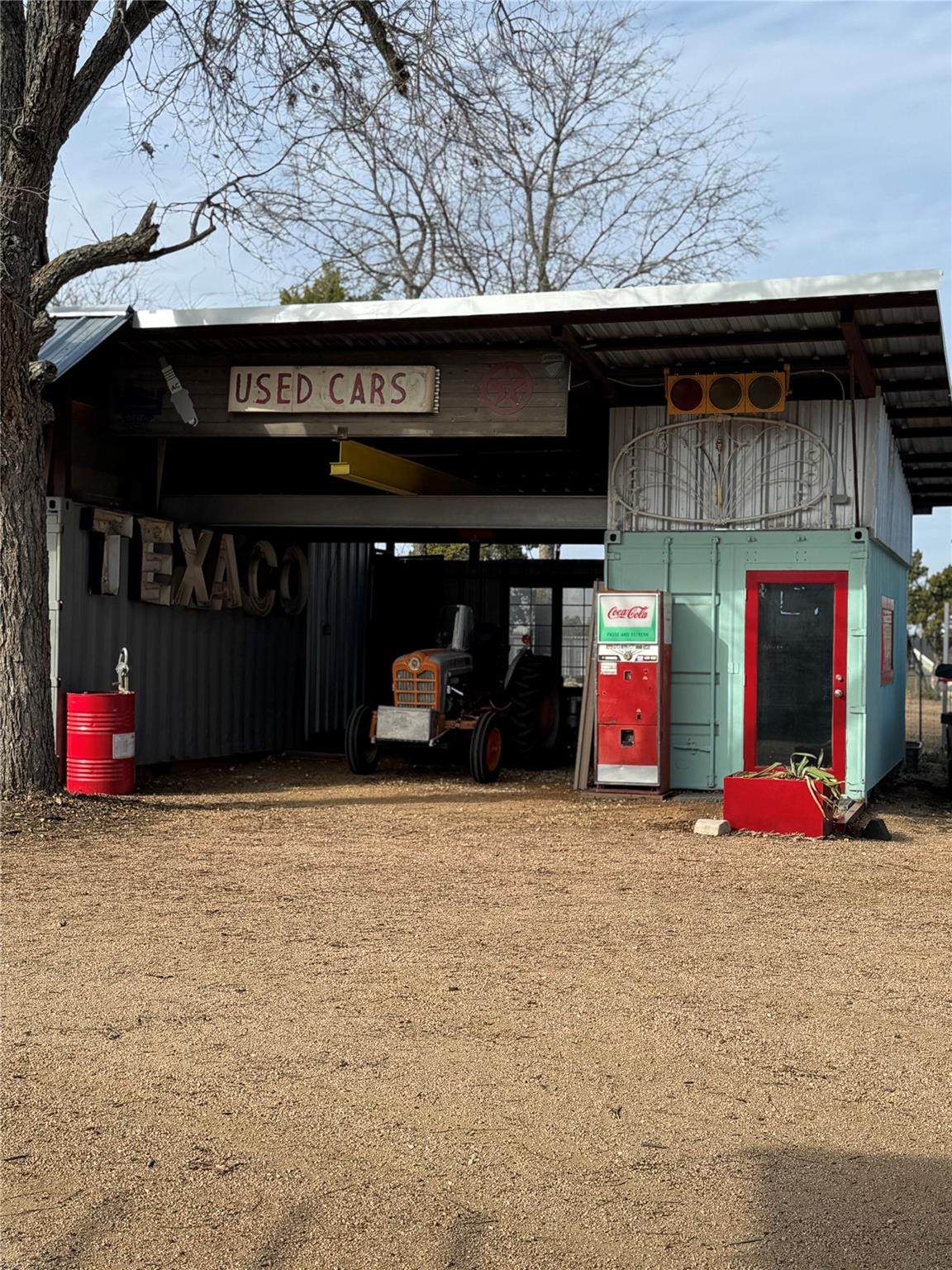https://bt-photos.global.ssl.fastly.net/austin/1280_boomver_1_2062247-2.jpg