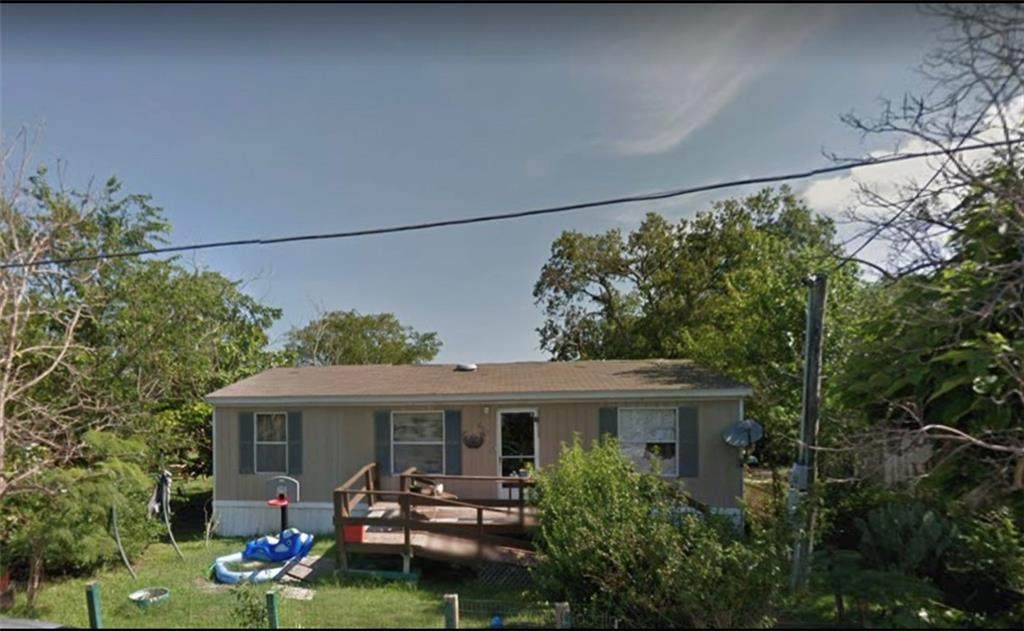603 Plum St - Photo 1