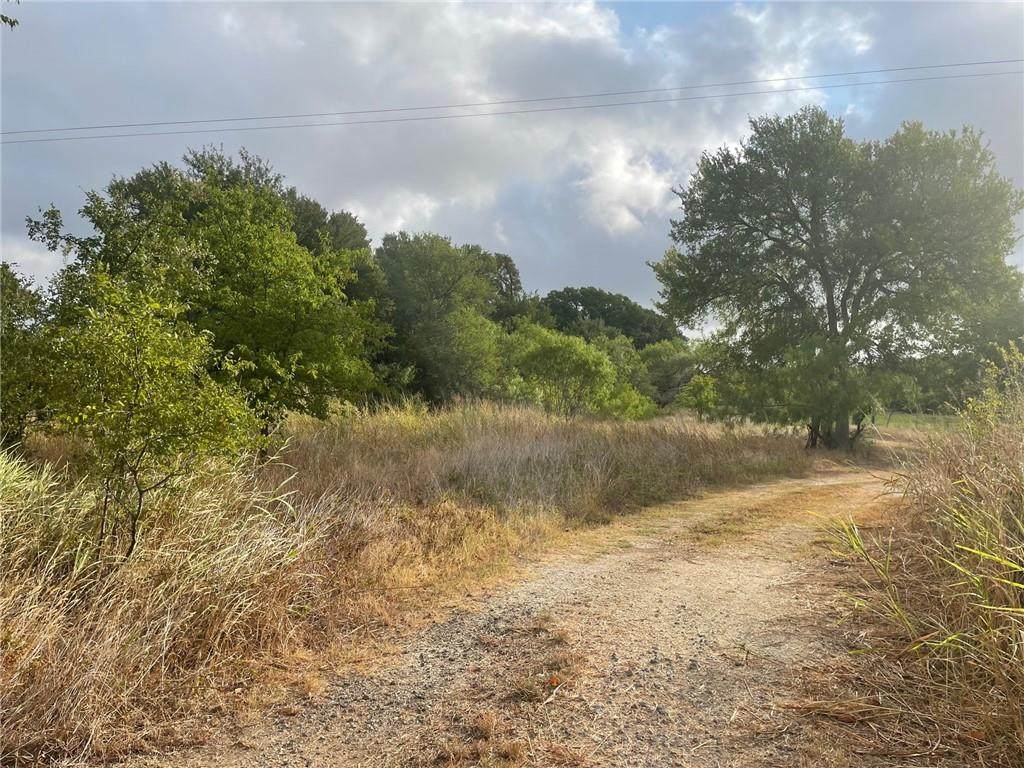 5367 Old Colony Line Rd - Photo 1