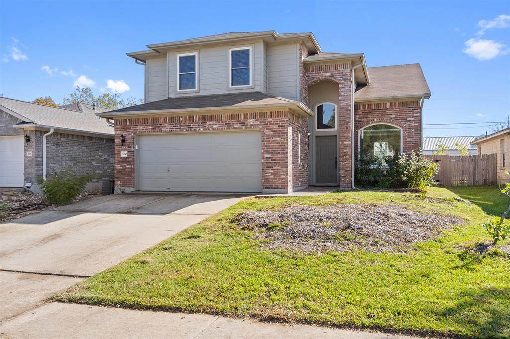 910 Cedar Crest Dr - Photo 1