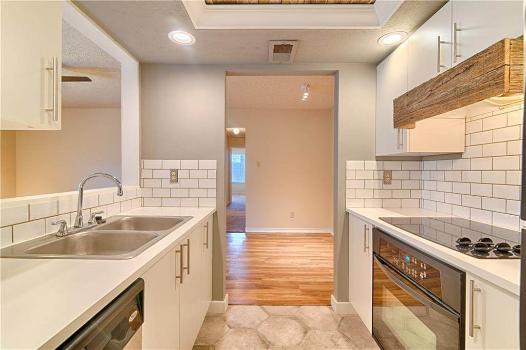 2614 Alcott Ln - Photo 1