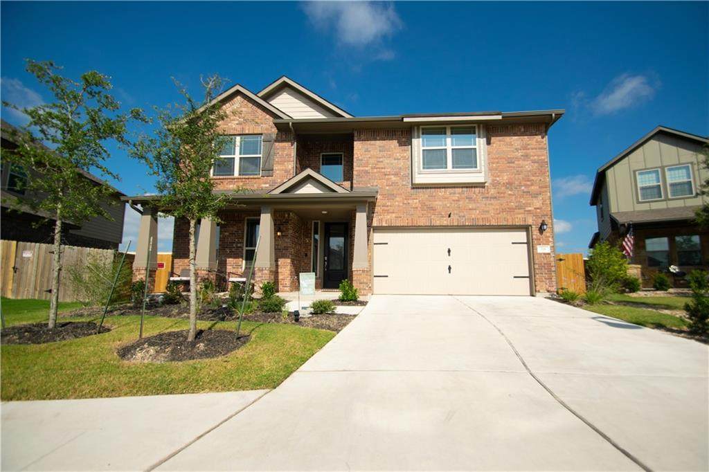 718 Hereford Loop - Photo 1
