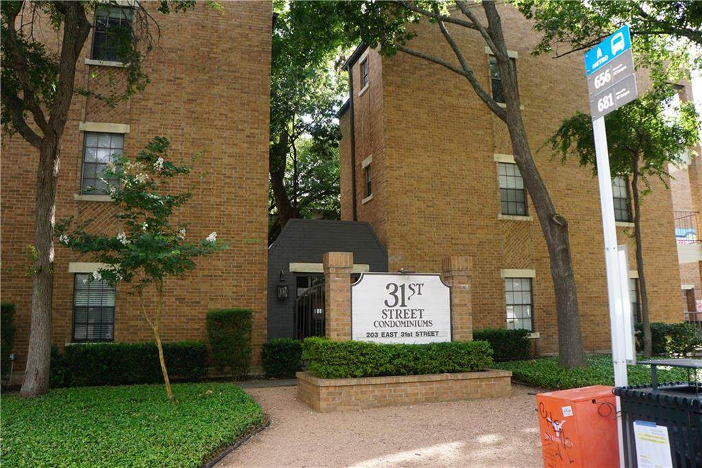 203 31st St - Photo 1