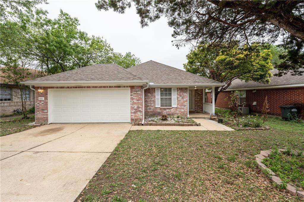 1607 Greening Way - Photo 1