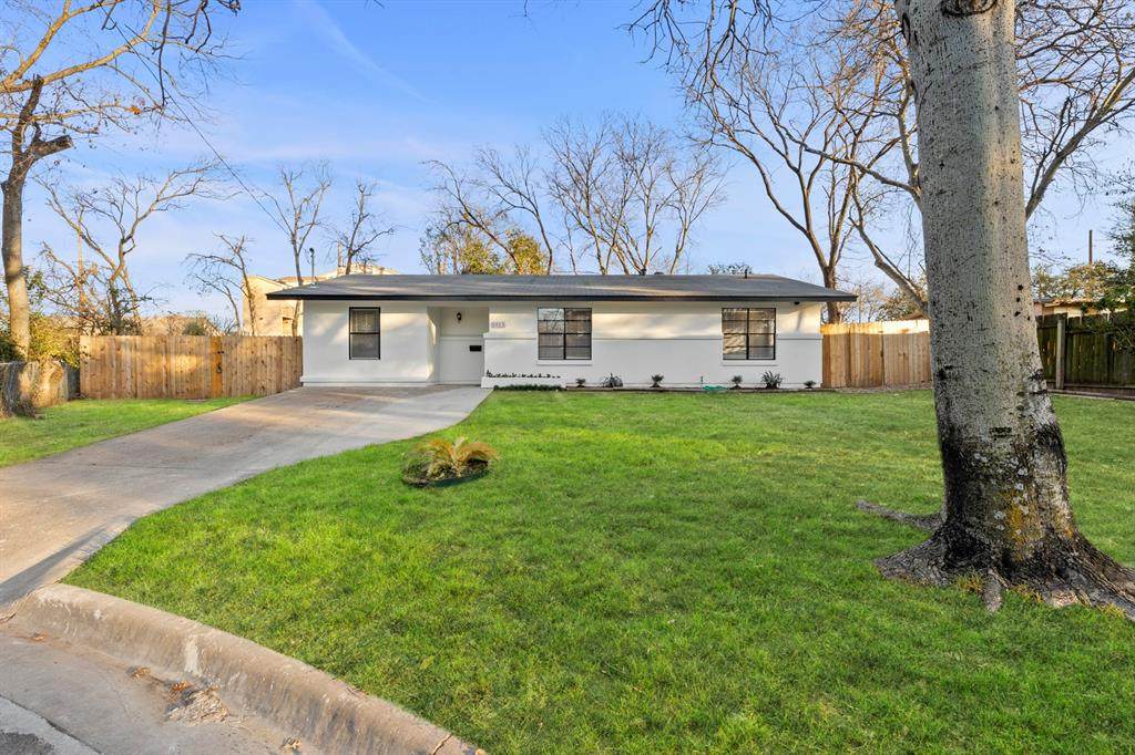 5913 Sunshine Dr - Photo 1