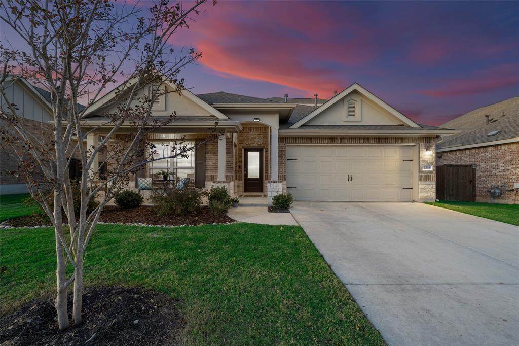 2233 Sauterne Dr - Photo 1