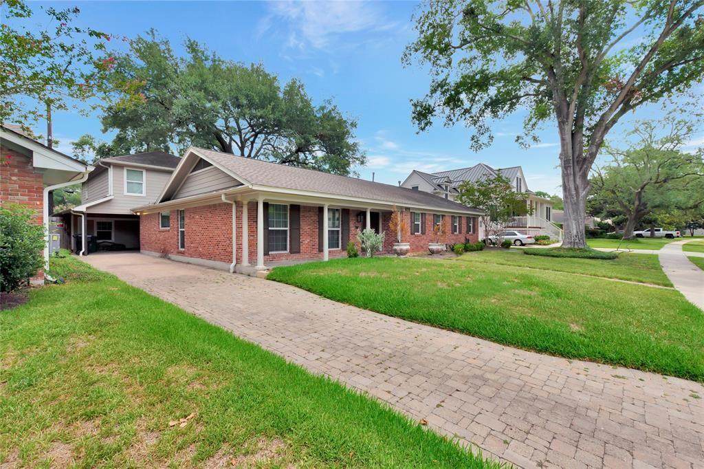 5218 Darnell St - Photo 1