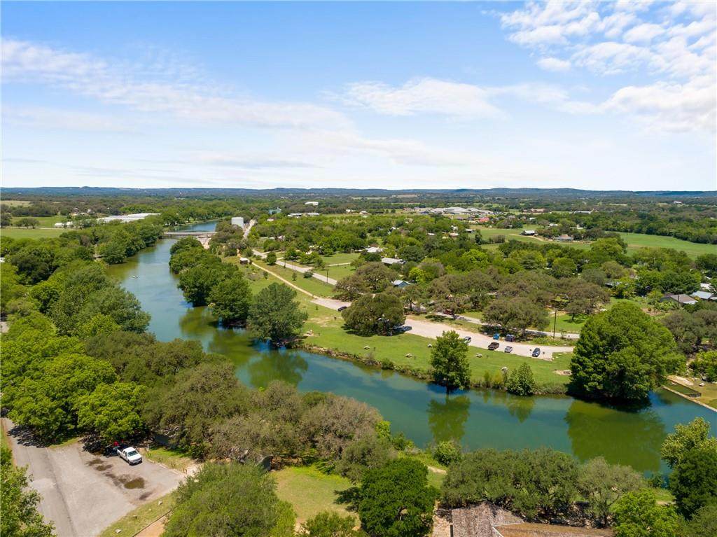 303 Sage Cir - Photo 1
