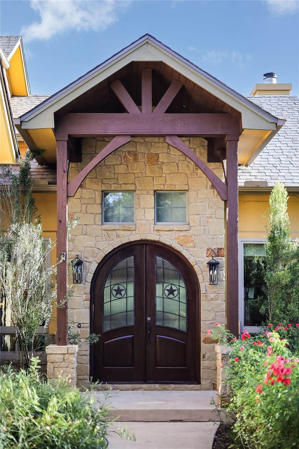https://bt-photos.global.ssl.fastly.net/austin/1280_boomver_1_2313261-2.jpg