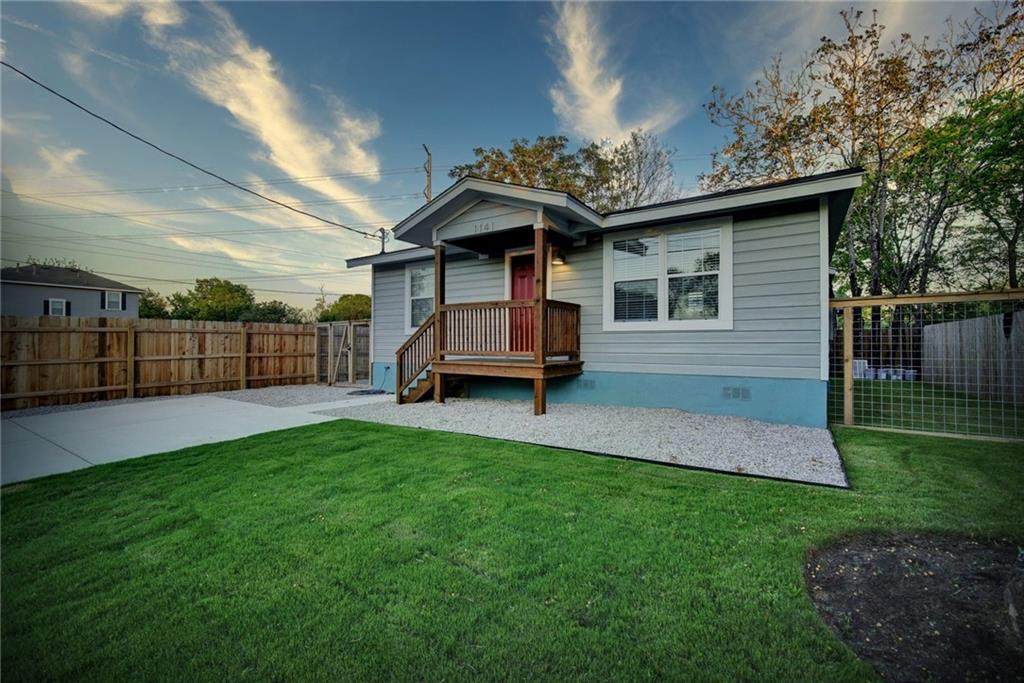1141 Mansell Ave - Photo 1