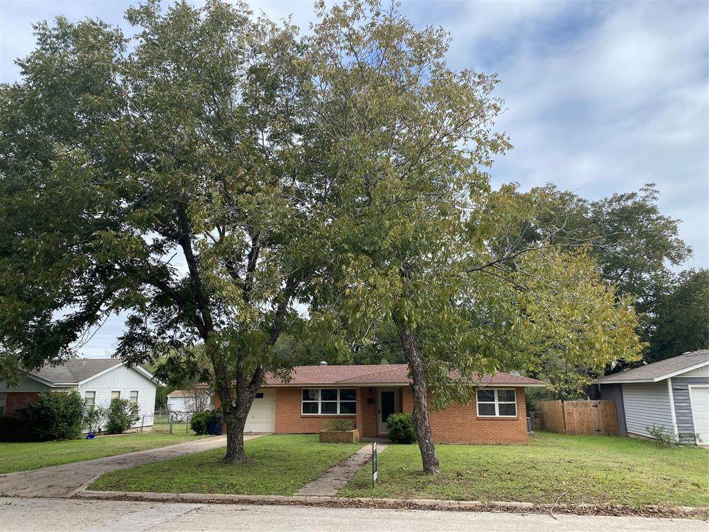 610 Francine Dr - Photo 1