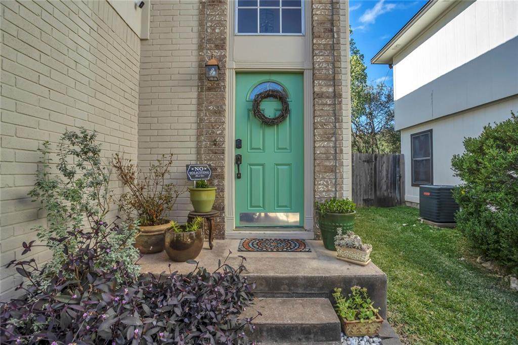 8600 Bisbee Ct - Photo 1