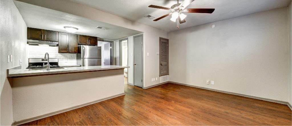 1801 Fortview Rd - Photo 1