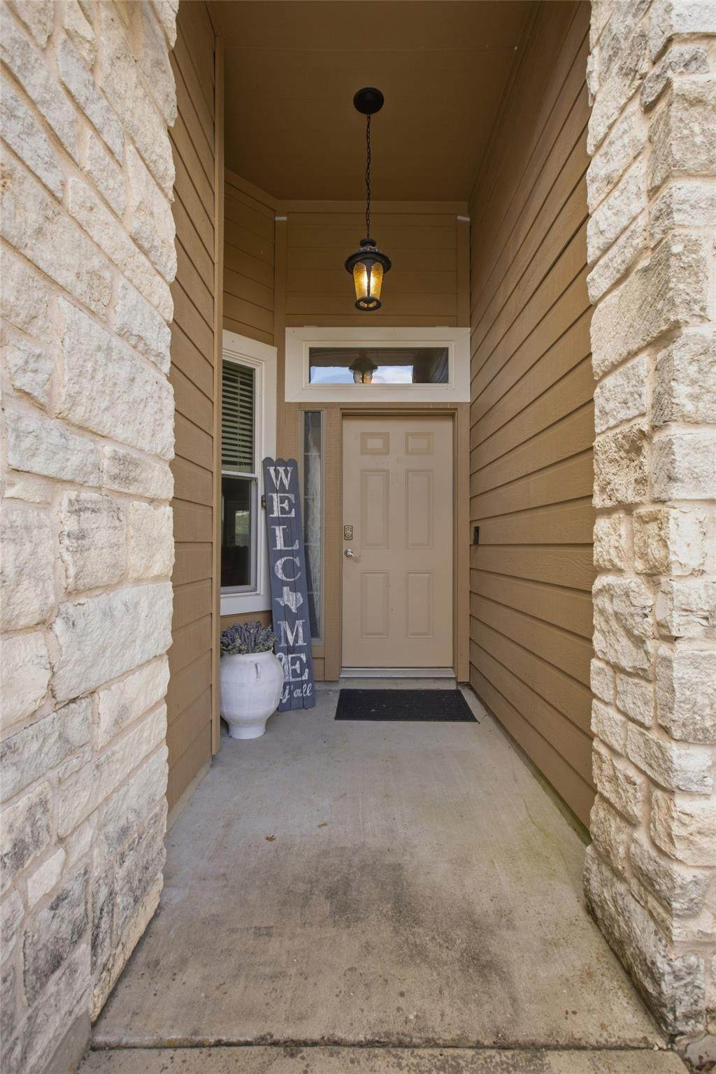 https://bt-photos.global.ssl.fastly.net/austin/1280_boomver_1_2371071-2.jpg