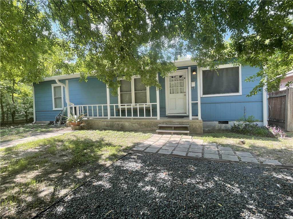 1041 Rosemont St - Photo 1