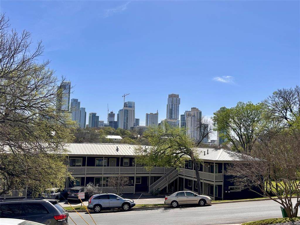 808 Winflo St - Photo 1