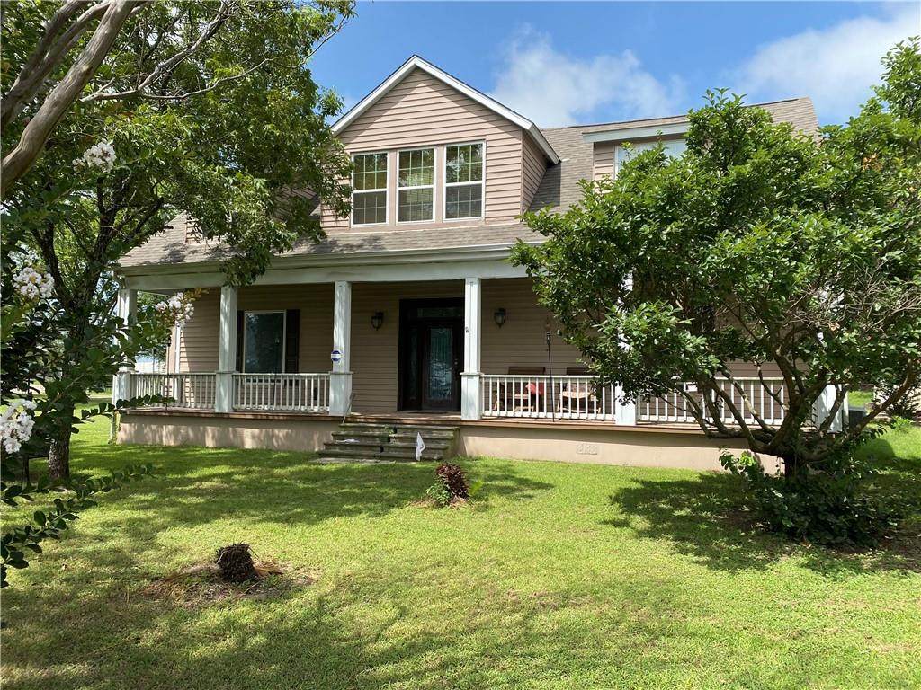 3202 Travis Ave - Photo 1
