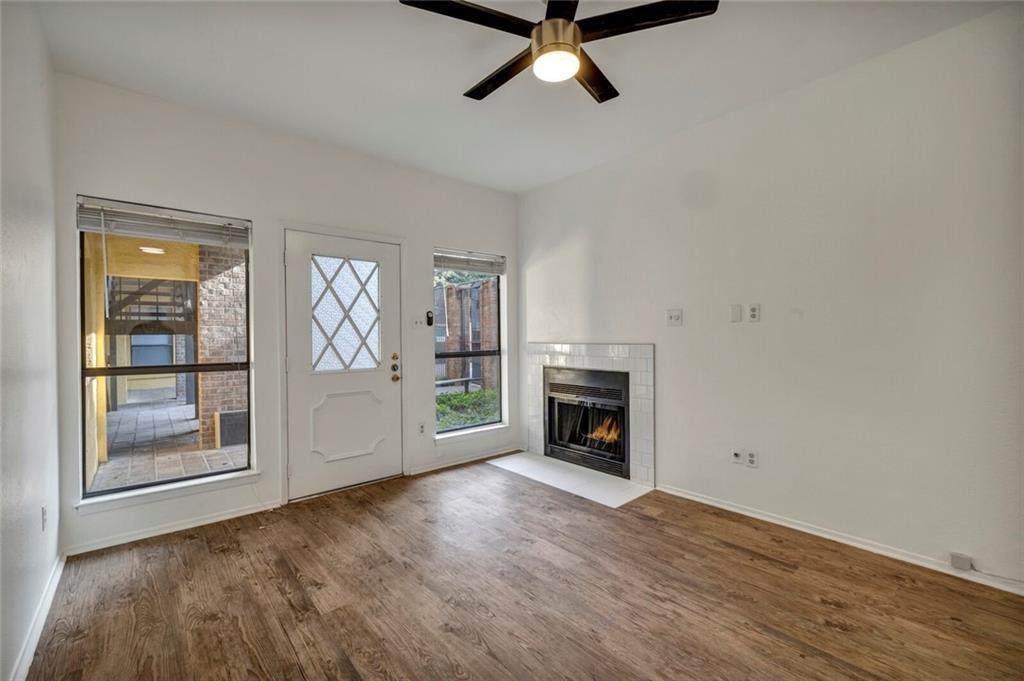 806 24th St - Photo 1