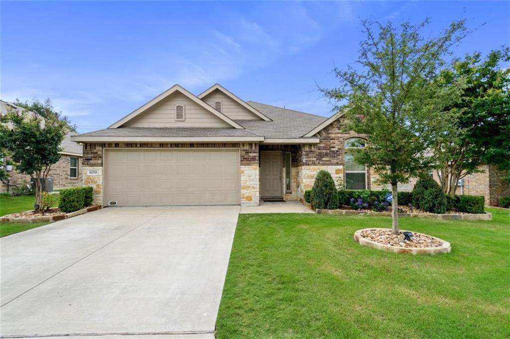 609 Celeste Trl - Photo 1