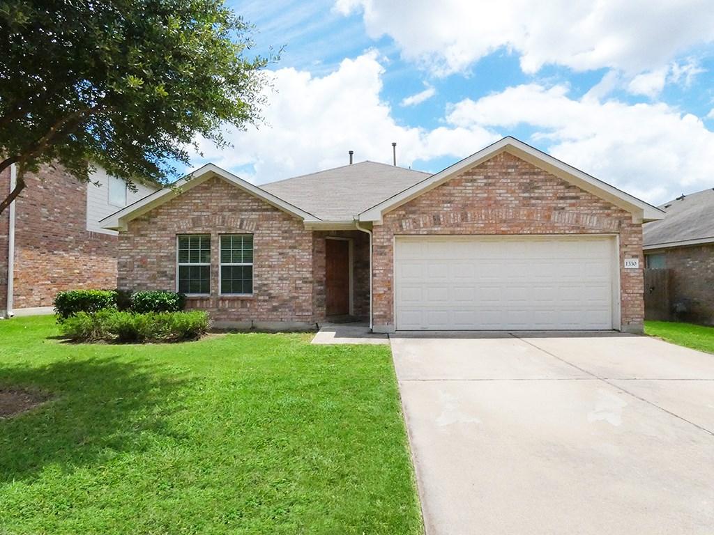 1330 Rainbow Parke Dr - Photo 1