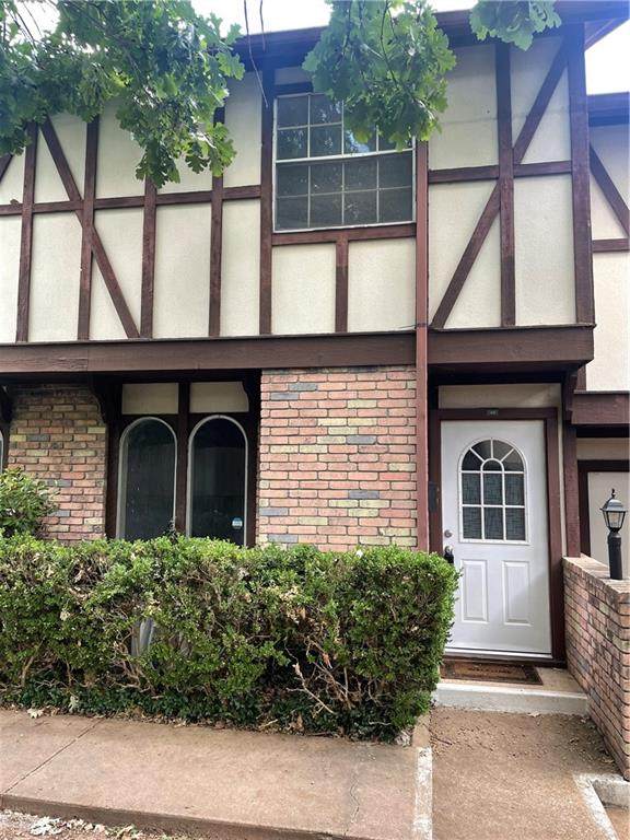 7409 Shadow Hill Dr - Photo 1