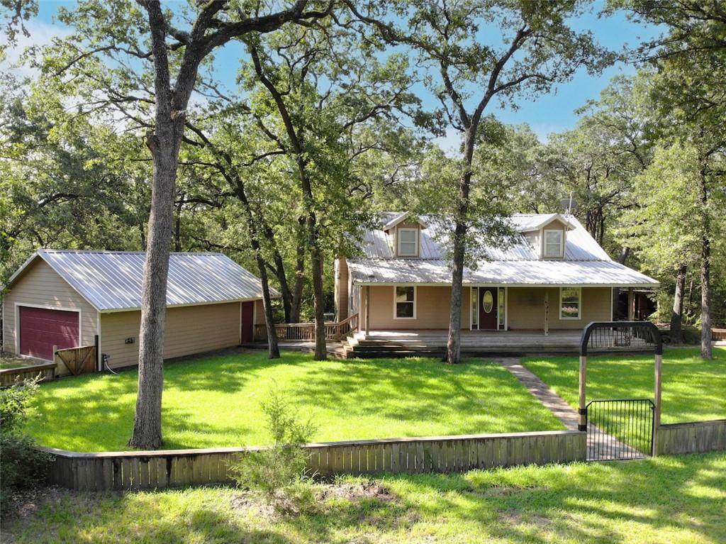 9051 Private Road 2016 - Photo 1