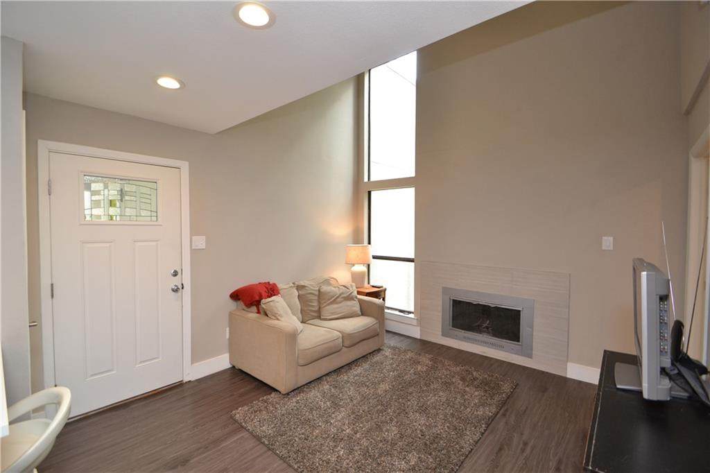 935 La Posada Dr - Photo 1