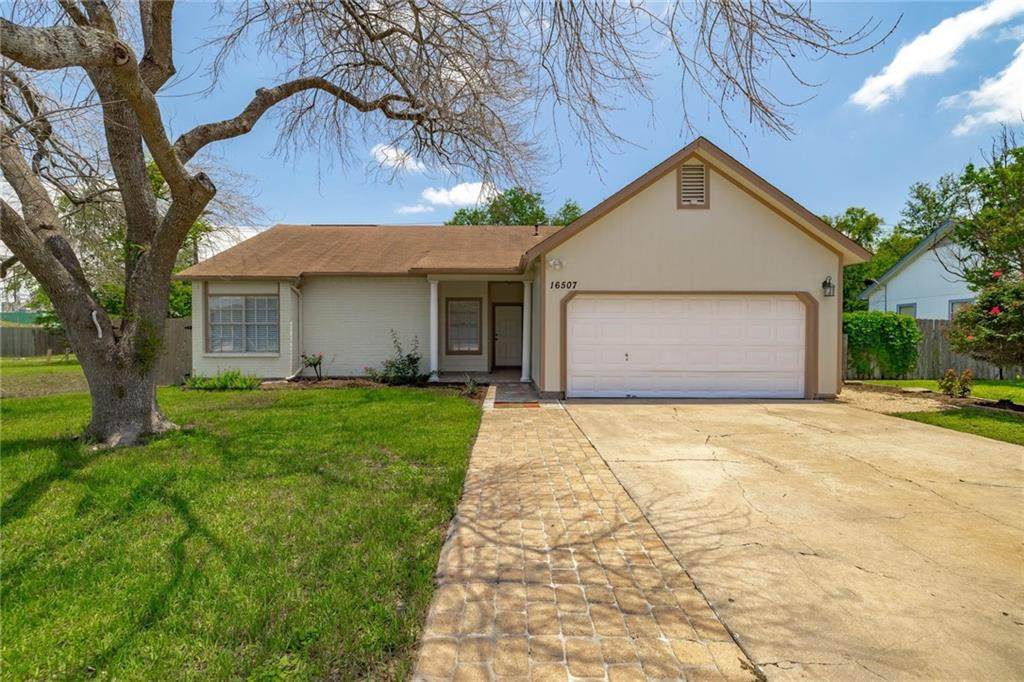 16507 Edgemere Dr - Photo 1