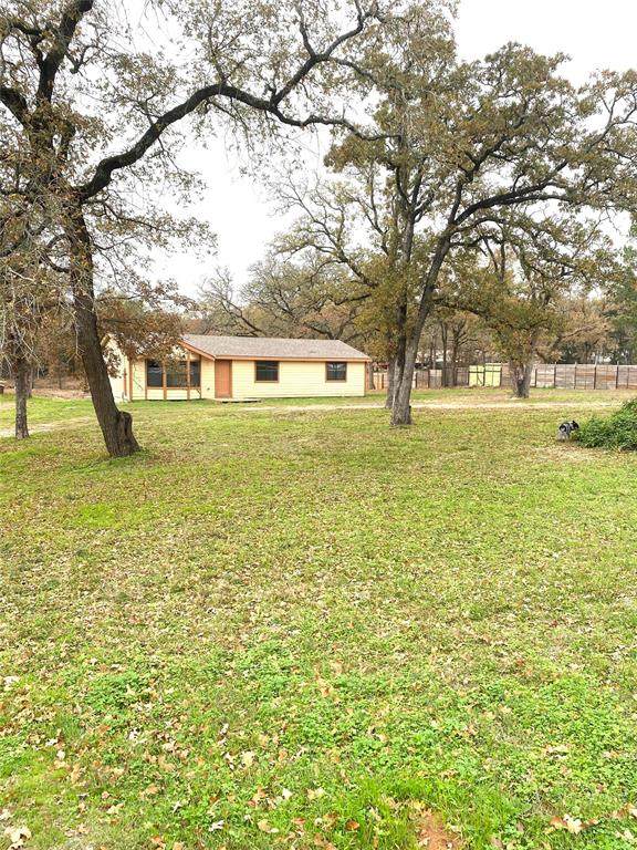 137 Road Runner Ln - Photo 1