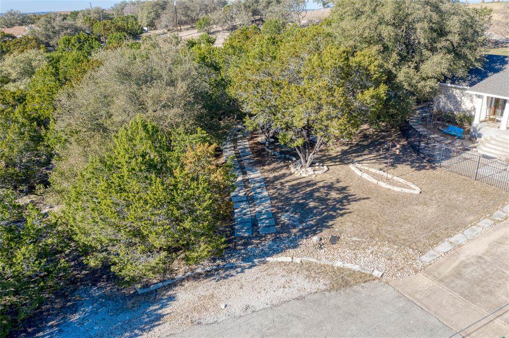 4702 Sioux Trl - Photo 1