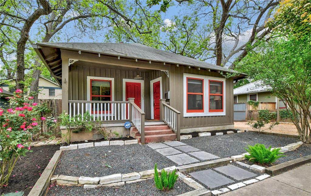 1203 Holly St - Photo 1