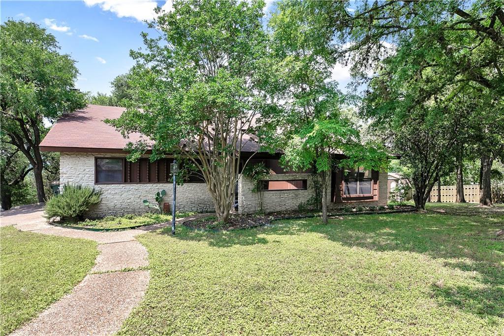 104 Sierra Vista St - Photo 1