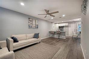 2413 Leon St - Photo 1