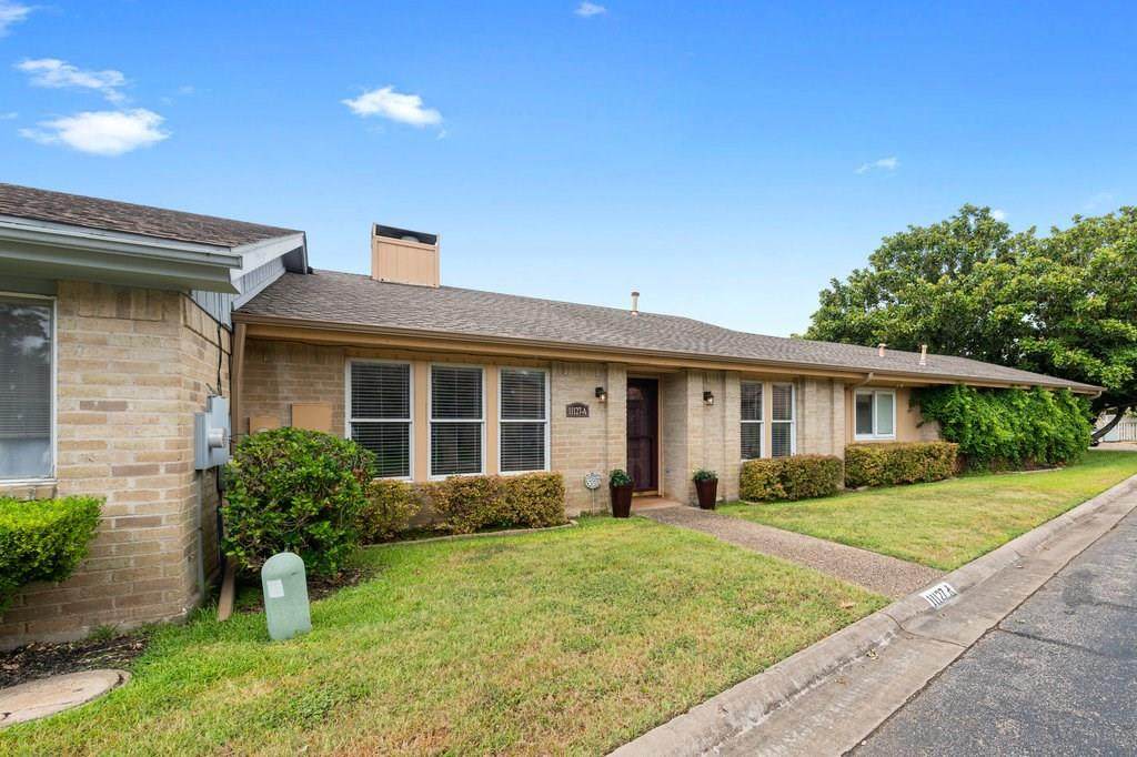 11127 Pinehurst Dr - Photo 1