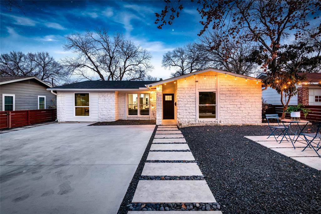 2613 Sherwood Ln - Photo 1