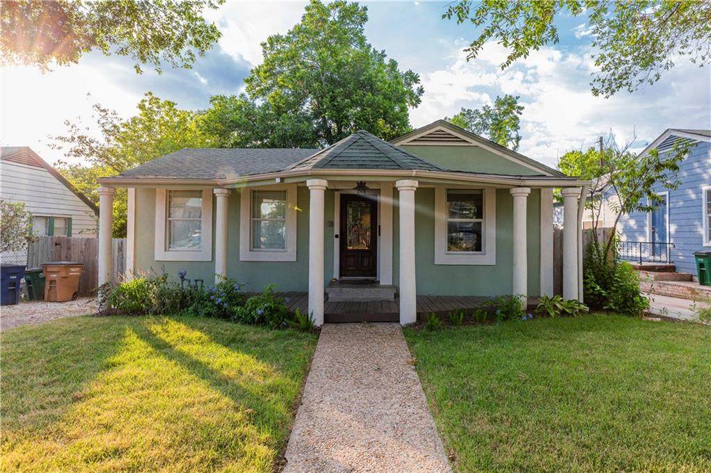 2952 Higgins St - Photo 1