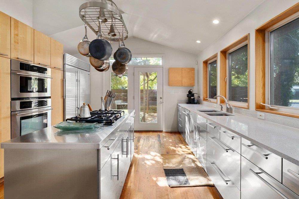 3514 Bridle Path - Photo 1