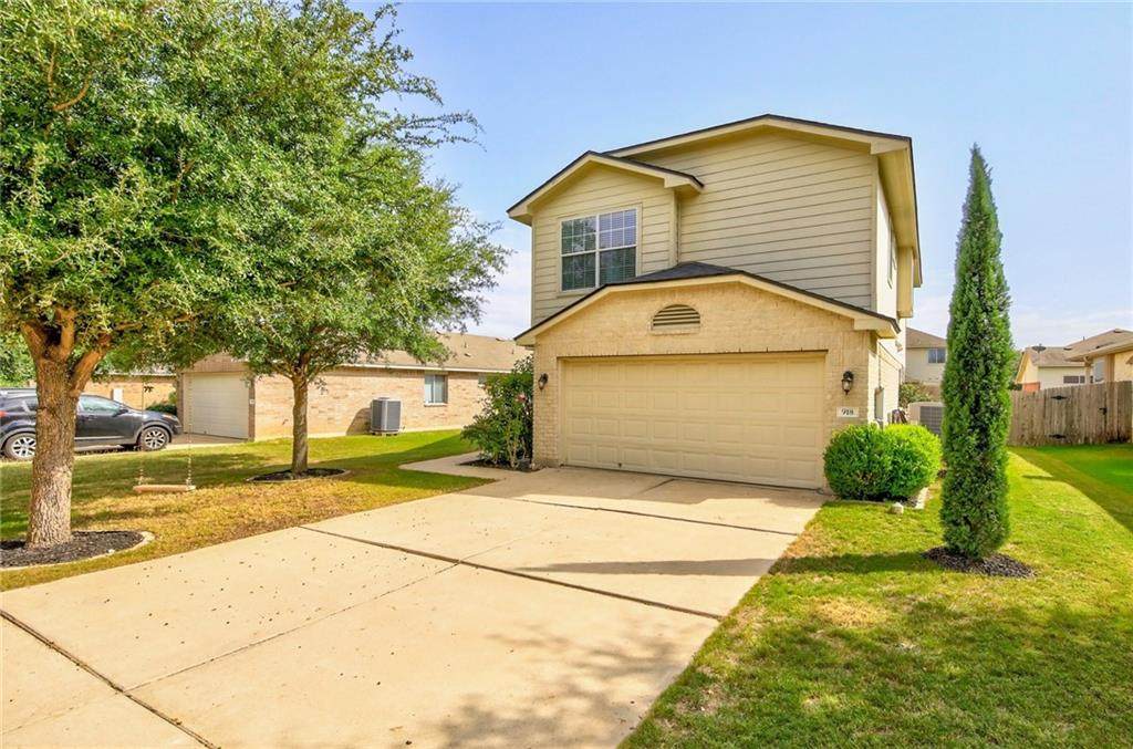 918 Gentry Dr - Photo 1