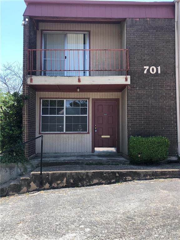 701 North Loop Blvd - Photo 1