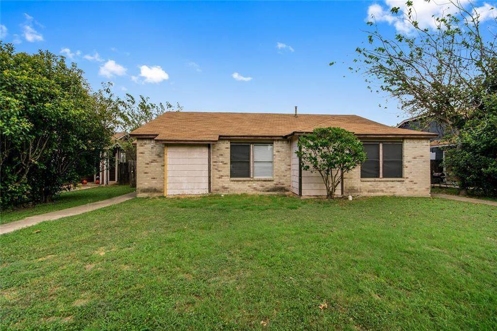 1210 Orchard Park Cir - Photo 1