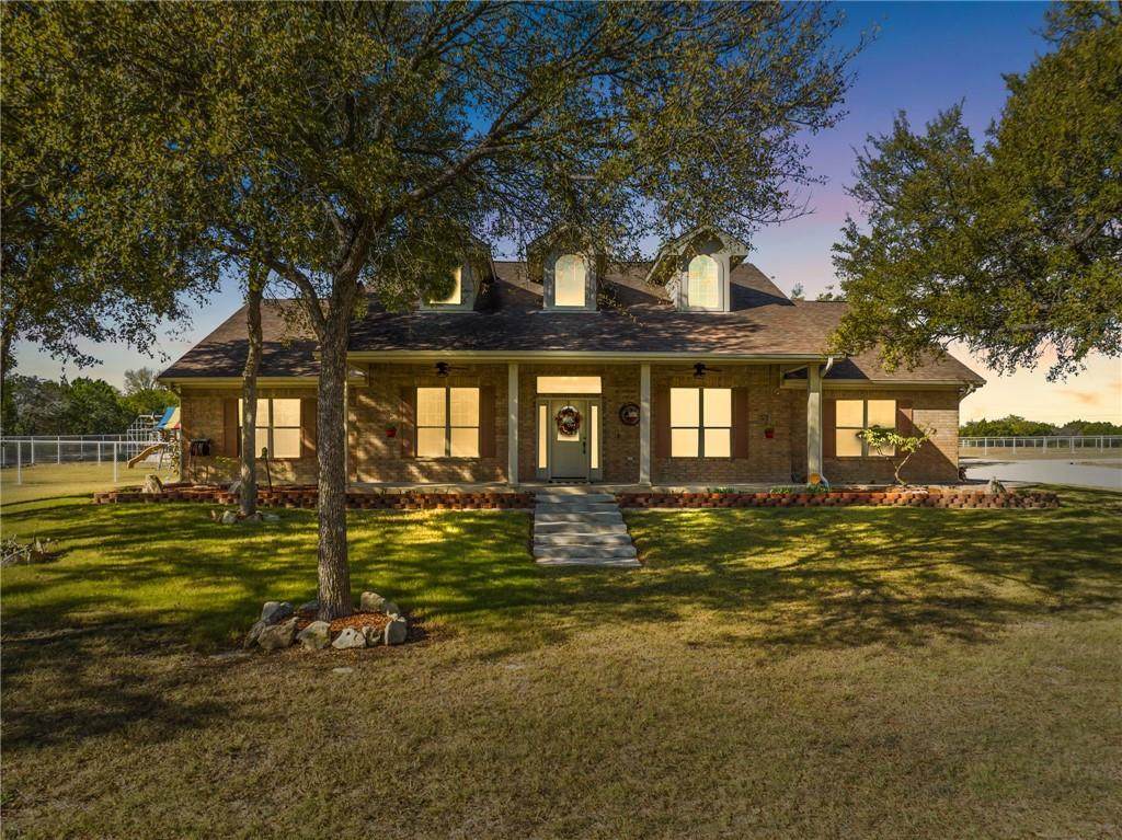 807 Slawson Ln - Photo 1