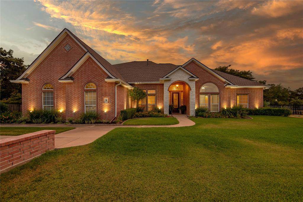 9 Raven Dr - Photo 1