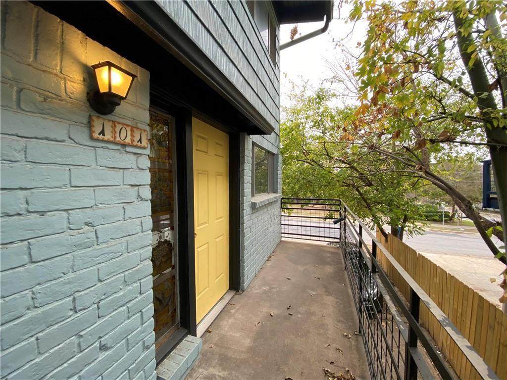 2413 Leon St - Photo 1