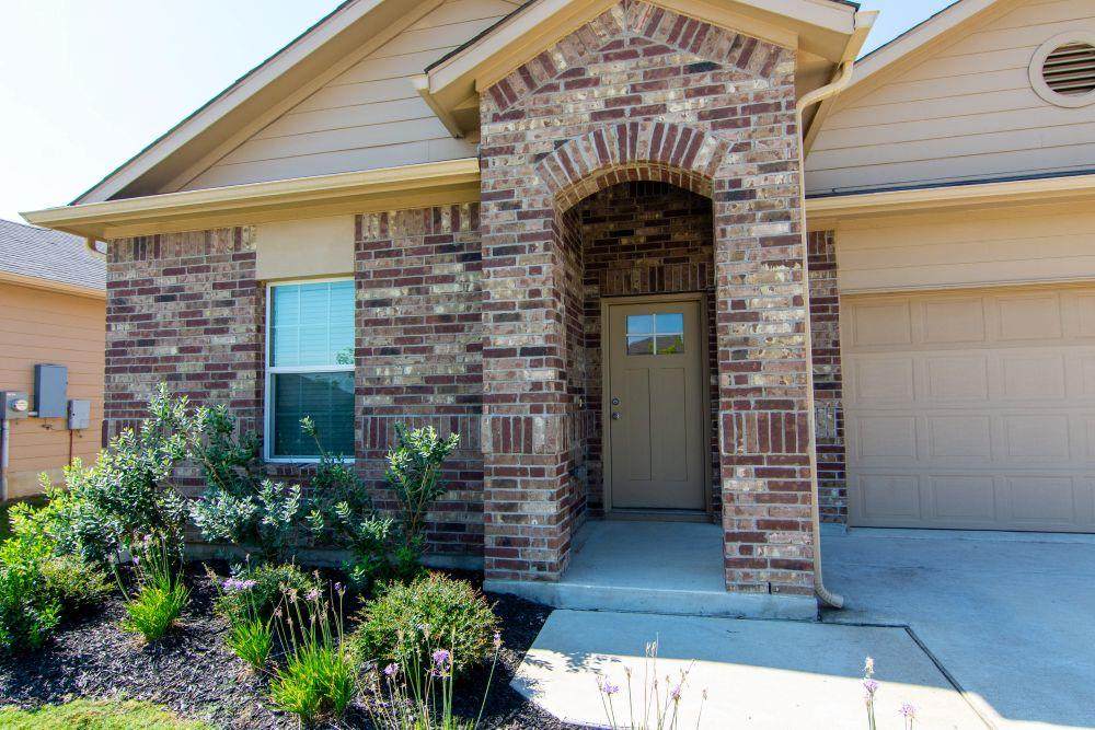 649 Donegal Ln - Photo 1