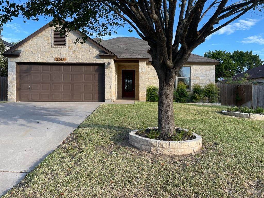 2317 Lauren Loop - Photo 1