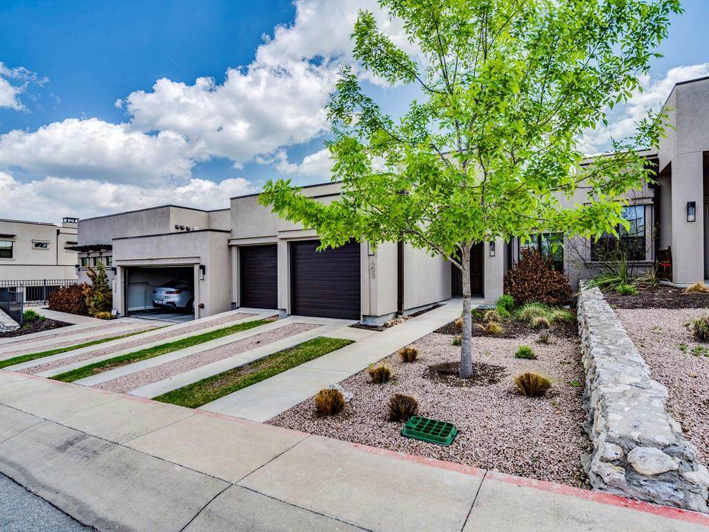 8200 Southwest Pkwy - Photo 1