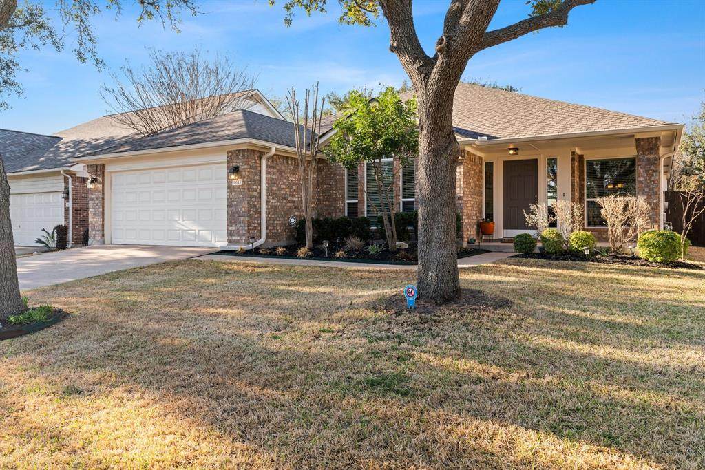 8613 Barrow Glen Loop - Photo 1