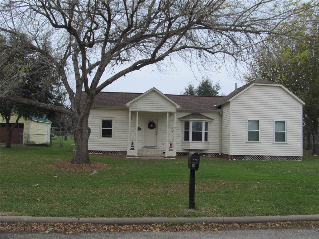 505 Summit St - Photo 1